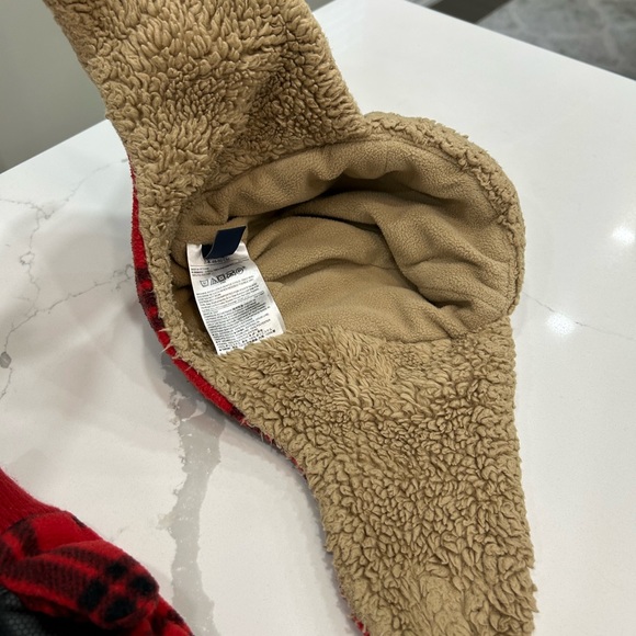 Baby Gap hat and mittens set - Picture 3 of 3